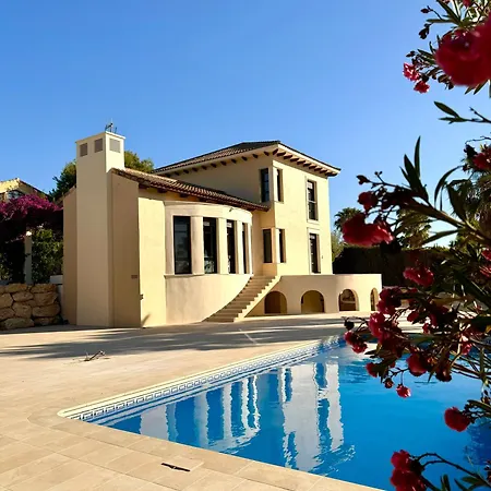 Villa Luxury Pool&beach Paradise *